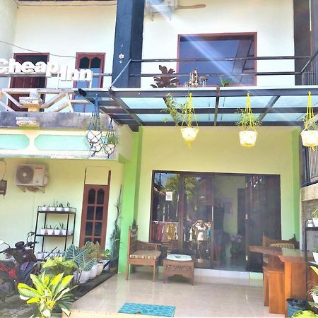 Cheap Inn Banyuwangi 外南梦 外观 照片