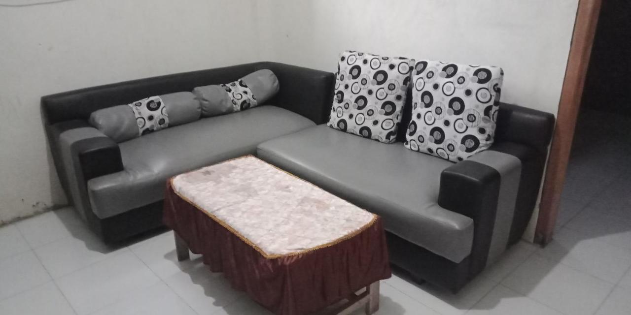 Cheap Inn Banyuwangi 外南梦 外观 照片