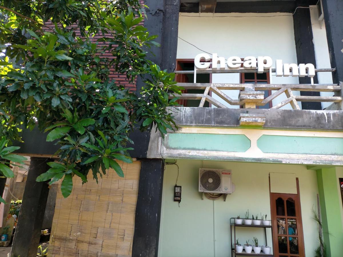 Cheap Inn Banyuwangi 外南梦 外观 照片